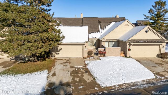 13359 Lillian Lane, Sterling Heights, MI 48313