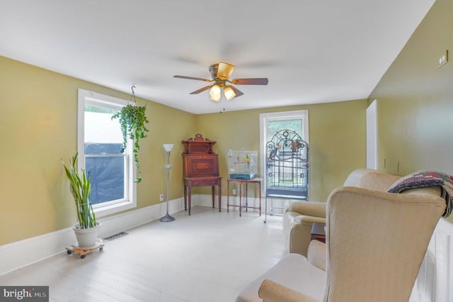 500A KNIGHTING RD, Gordonsville, VA 22942