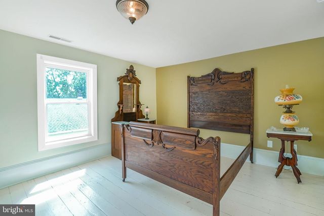 500A KNIGHTING RD, Gordonsville, VA 22942