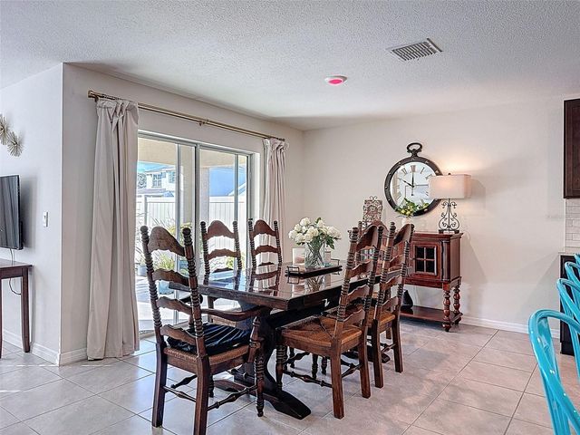 6818 SE 112TH PLACE, Belleview, FL 34420