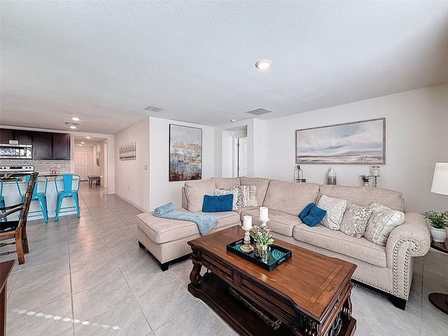 6818 SE 112TH PLACE, Belleview, FL 34420