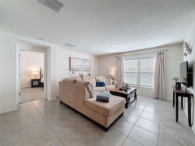 6818 SE 112TH PLACE, Belleview, FL 34420