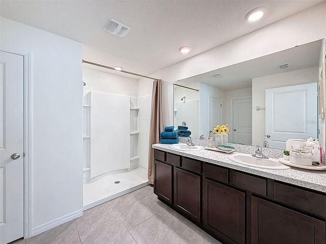 6818 SE 112TH PLACE, Belleview, FL 34420