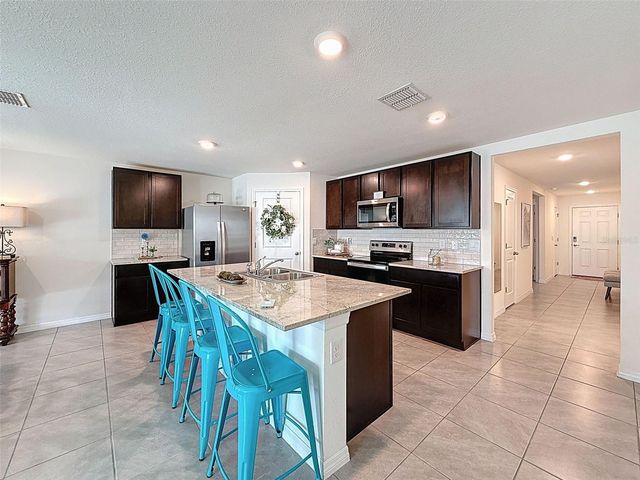 6818 SE 112TH PLACE, Belleview, FL 34420