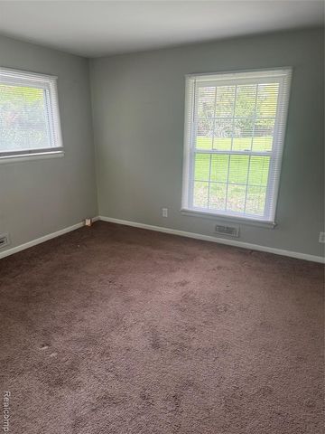 4044 Country Club Drive, Bloomfield Hills, MI 48301