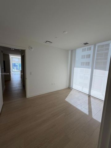 1400 Biscayne Boulevard 3102, Miami, FL 33132