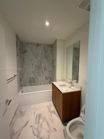 1400 Biscayne Boulevard 3102, Miami, FL 33132