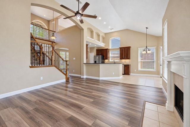 3731 Lauderwood Lane, Katy, TX 77449