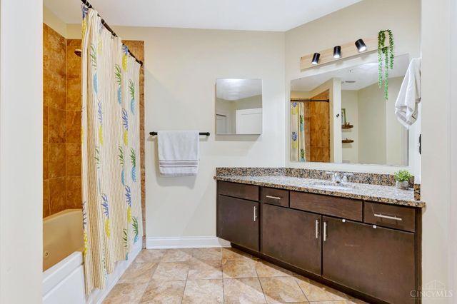 1326 Vine Street, Cincinnati, OH 45202