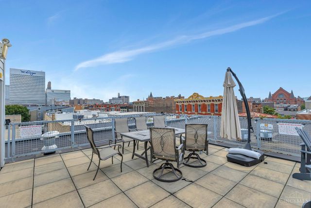 1326 Vine Street, Cincinnati, OH 45202