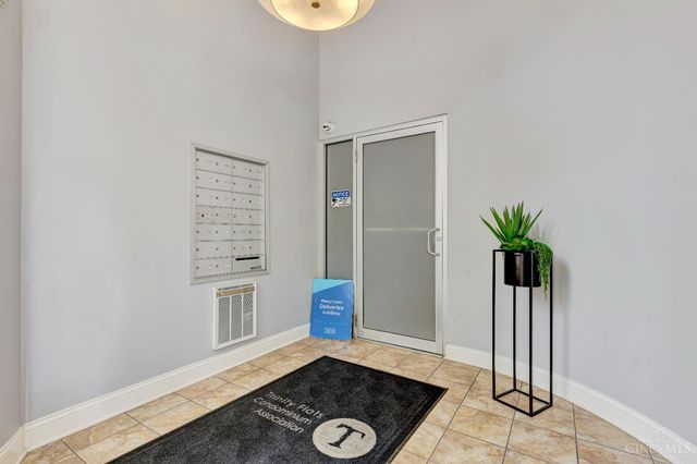 1326 Vine Street, Cincinnati, OH 45202