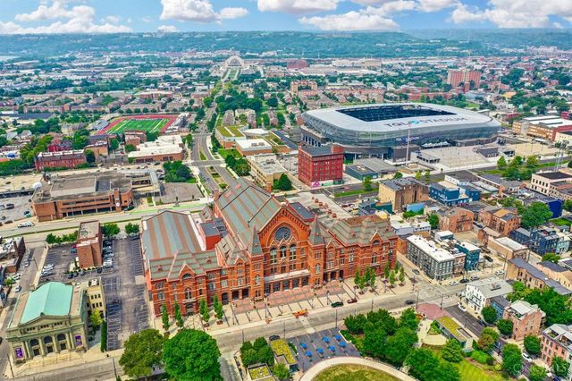 1326 Vine Street, Cincinnati, OH 45202