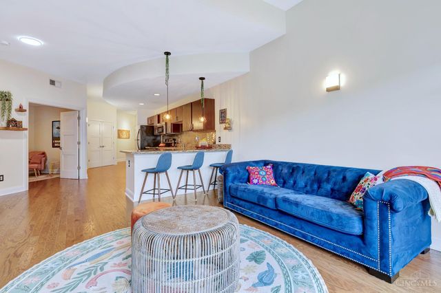 1326 Vine Street, Cincinnati, OH 45202