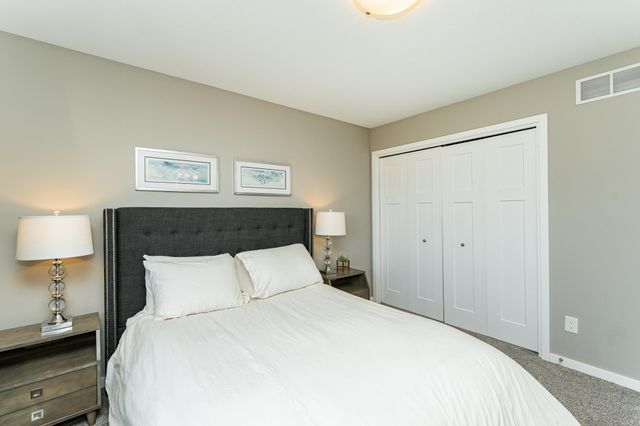 3932 Orchardview Lane NW, Rochester, MN 55901