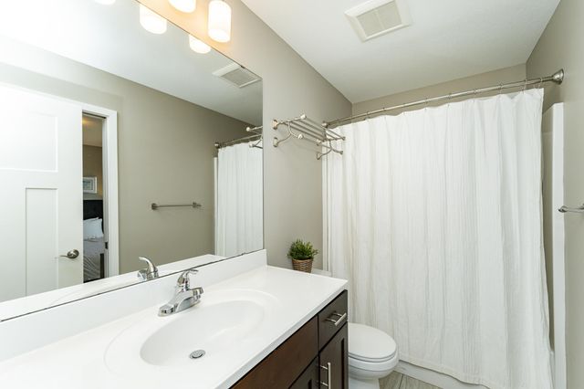 3932 Orchardview Lane NW, Rochester, MN 55901