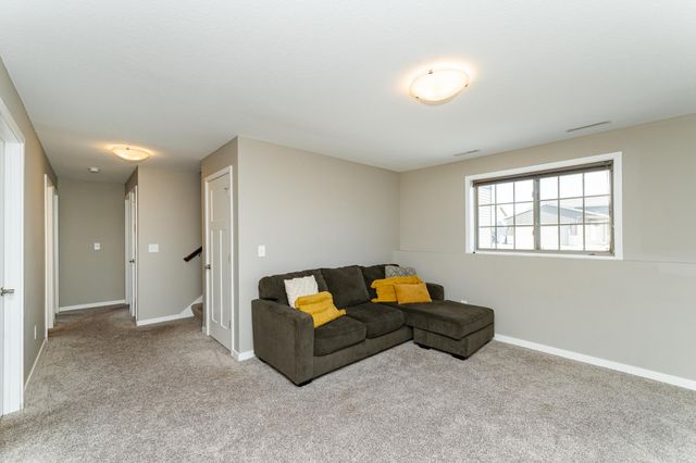 3932 Orchardview Lane NW, Rochester, MN 55901