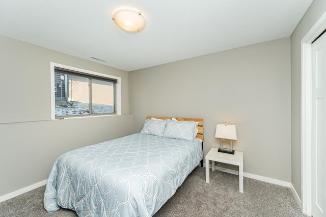 3932 Orchardview Lane NW, Rochester, MN 55901