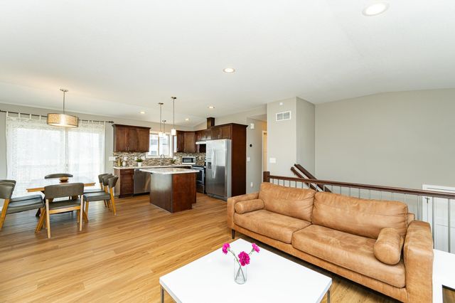 3932 Orchardview Lane NW, Rochester, MN 55901