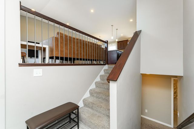 3932 Orchardview Lane NW, Rochester, MN 55901