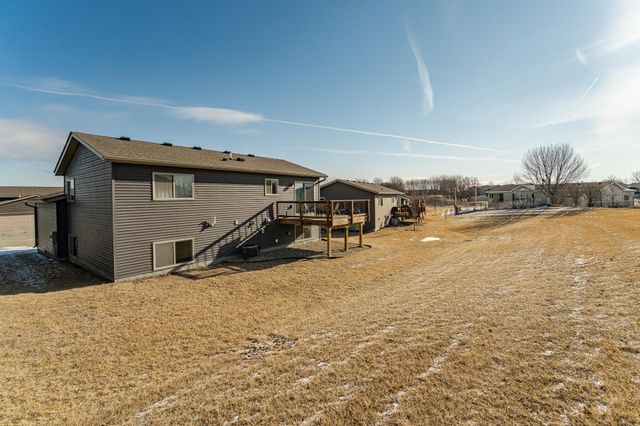 3932 Orchardview Lane NW, Rochester, MN 55901