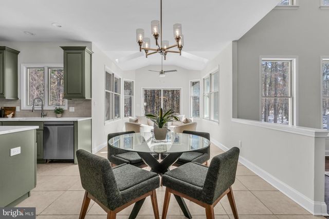 18 VICARI WAY, Tuckerton, NJ 08087