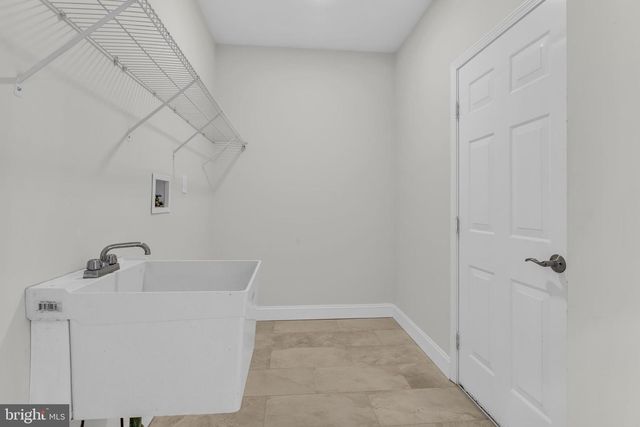 18 VICARI WAY, Tuckerton, NJ 08087