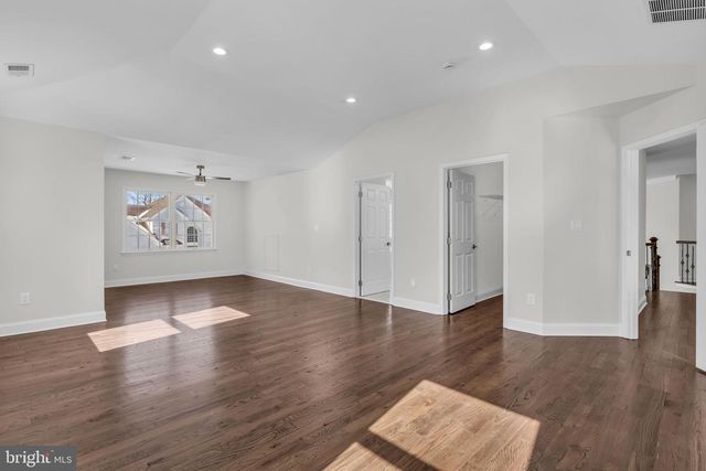 18 VICARI WAY, Tuckerton, NJ 08087