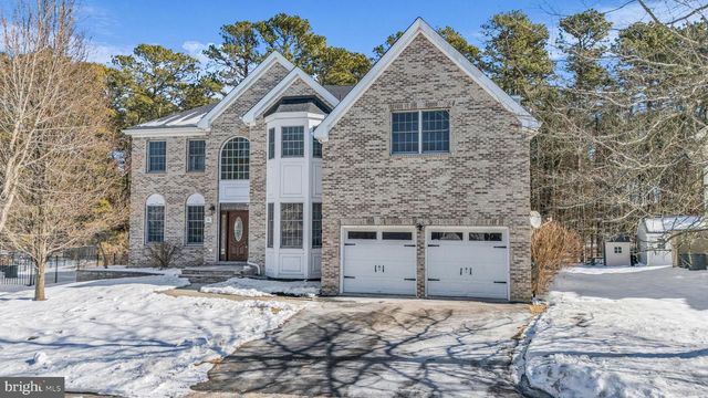 18 VICARI WAY, Tuckerton, NJ 08087