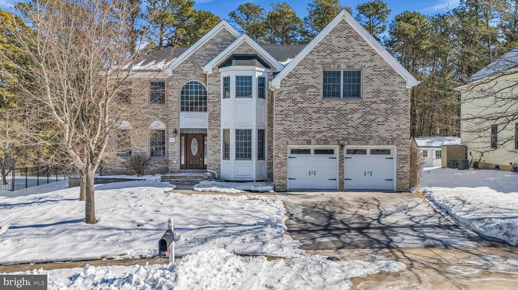 18 VICARI WAY, Tuckerton, NJ 08087