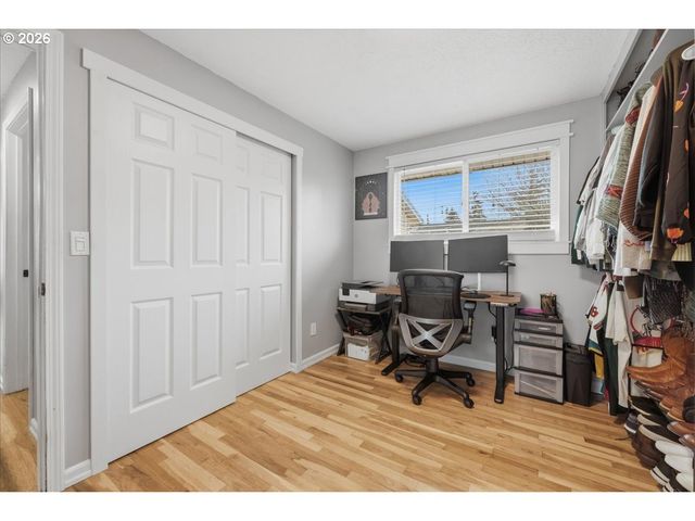 7001 Se 71ST Ave, Portland, OR 97206