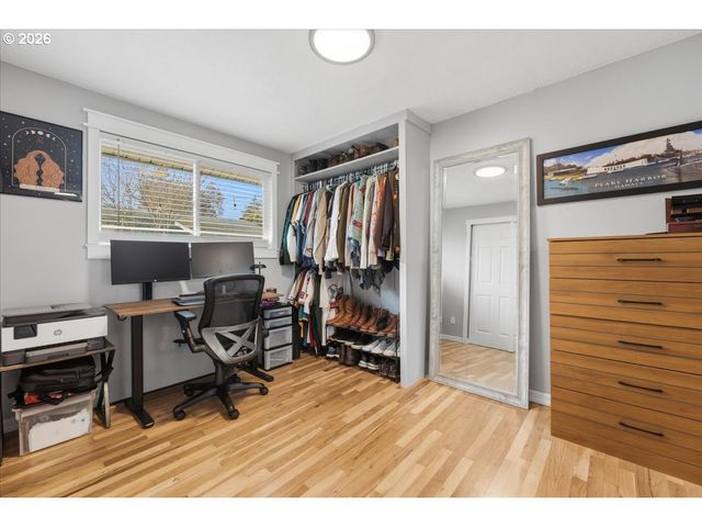 7001 Se 71ST Ave, Portland, OR 97206