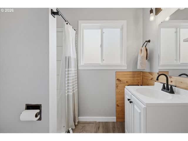 7001 Se 71ST Ave, Portland, OR 97206