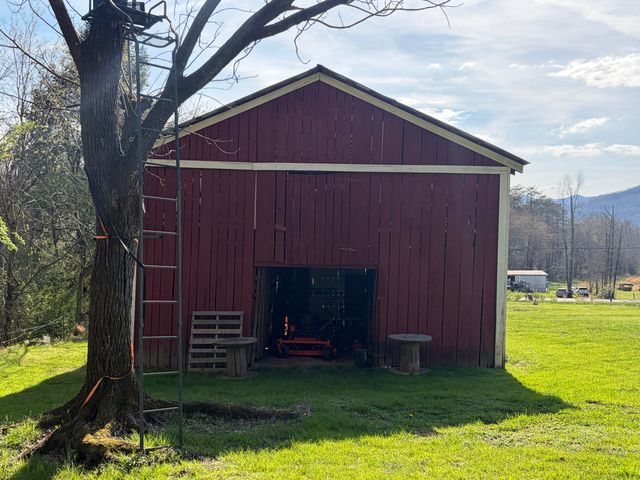 1640 State Highway 1804, Williamsburg, KY 40769