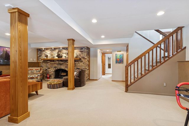 3237 Shores Boulevard, Wayzata, MN 55391