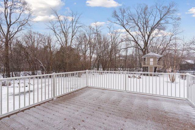 3237 Shores Boulevard, Wayzata, MN 55391