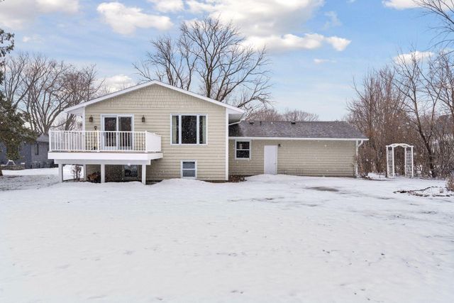 3237 Shores Boulevard, Wayzata, MN 55391
