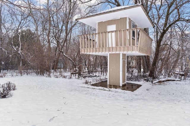 3237 Shores Boulevard, Wayzata, MN 55391