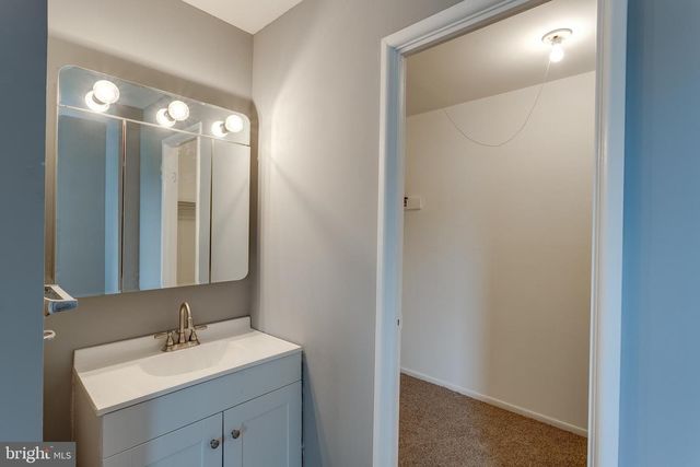 128 BRIAR CT, Marlton, NJ 08053