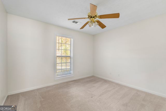 118 Woodstream Trail, Lagrange, GA 30240