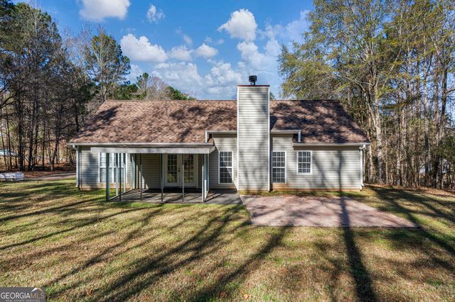 118 Woodstream Trail, Lagrange, GA 30240