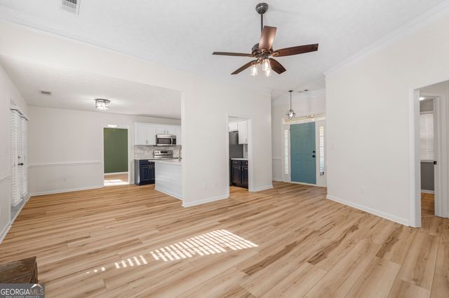 118 Woodstream Trail, Lagrange, GA 30240