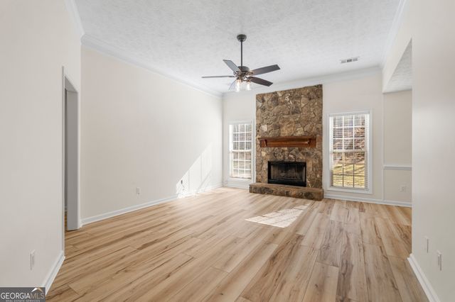 118 Woodstream Trail, Lagrange, GA 30240