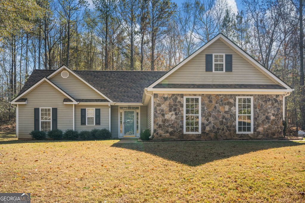 118 Woodstream Trail, Lagrange, GA 30240