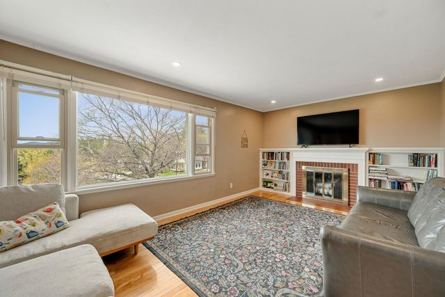 219 Towne Hill Road, Montpelier, VT 05602