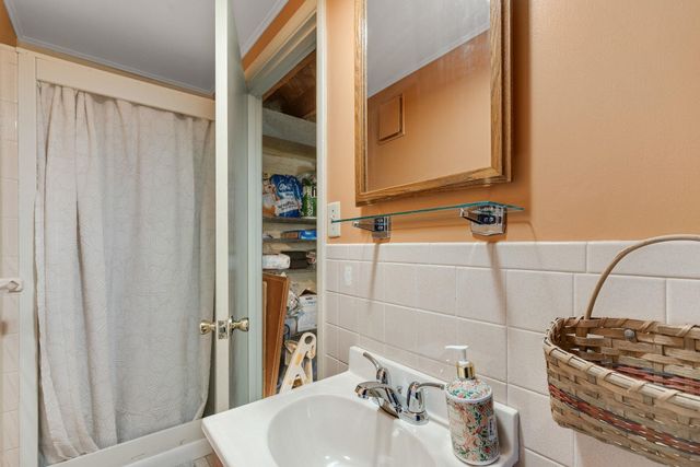 219 Towne Hill Road, Montpelier, VT 05602