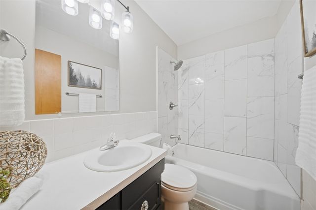 546 SW Southlawn Drive, Ankeny, IA 50023