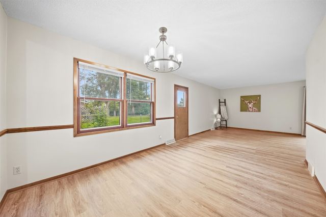 546 SW Southlawn Drive, Ankeny, IA 50023