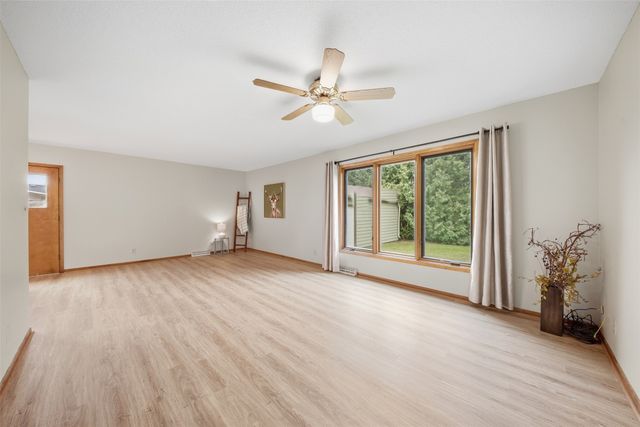 546 SW Southlawn Drive, Ankeny, IA 50023
