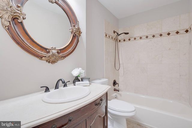 12662 CASTILE CT, Woodbridge, VA 22192