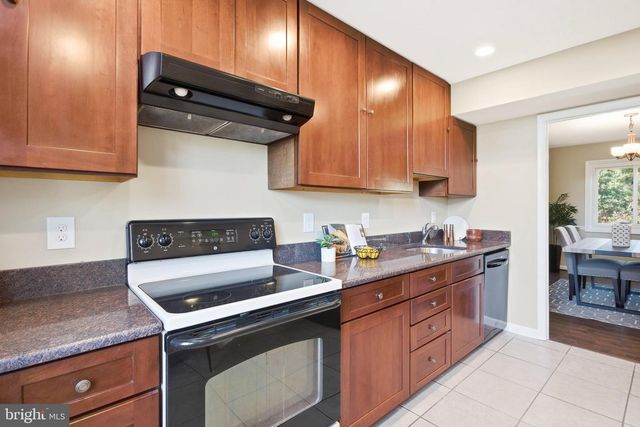 12662 CASTILE CT, Woodbridge, VA 22192